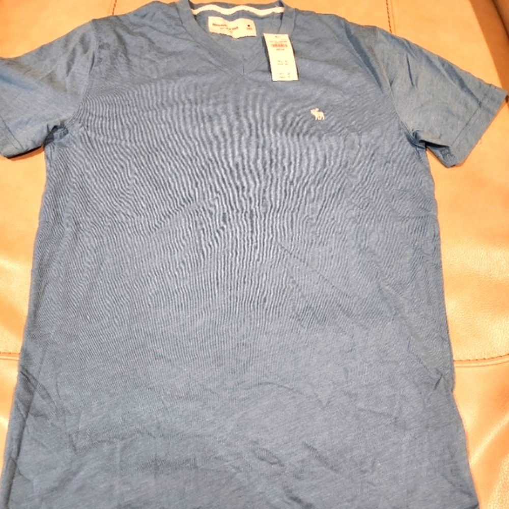 Abercrombie and Fitch tee shirt